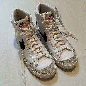 Nike high top blazers in white and black womens size 11